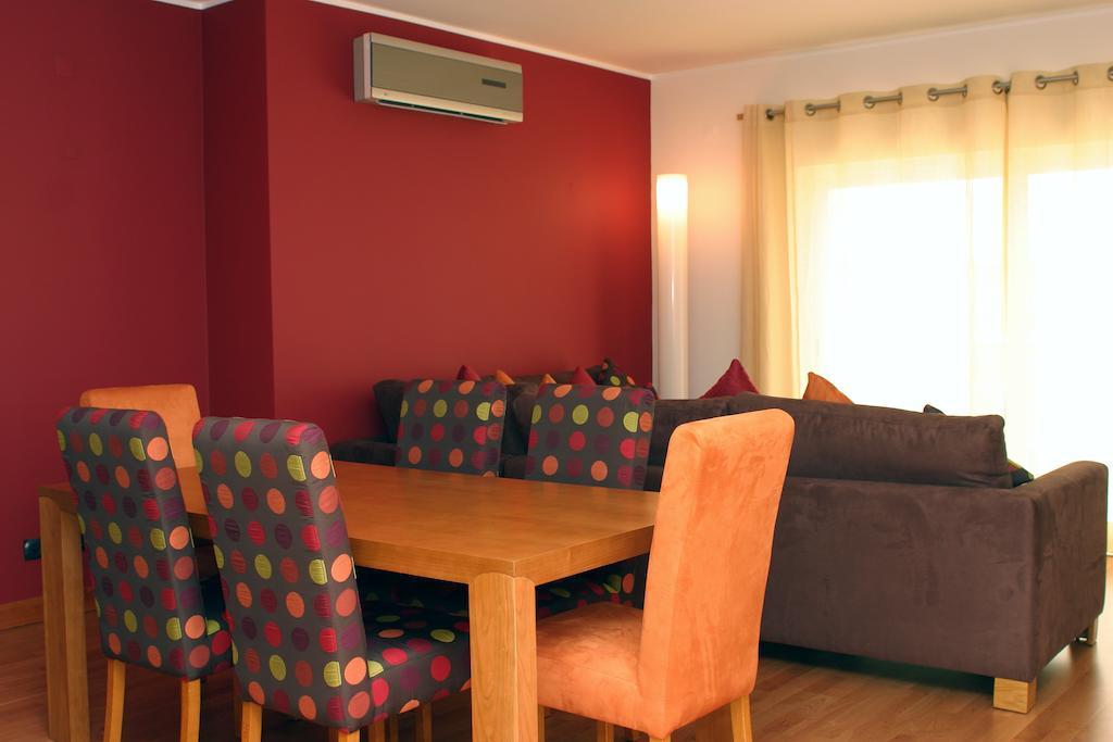 Aparthotel Foz Da Ria Odiáxere Habitación foto